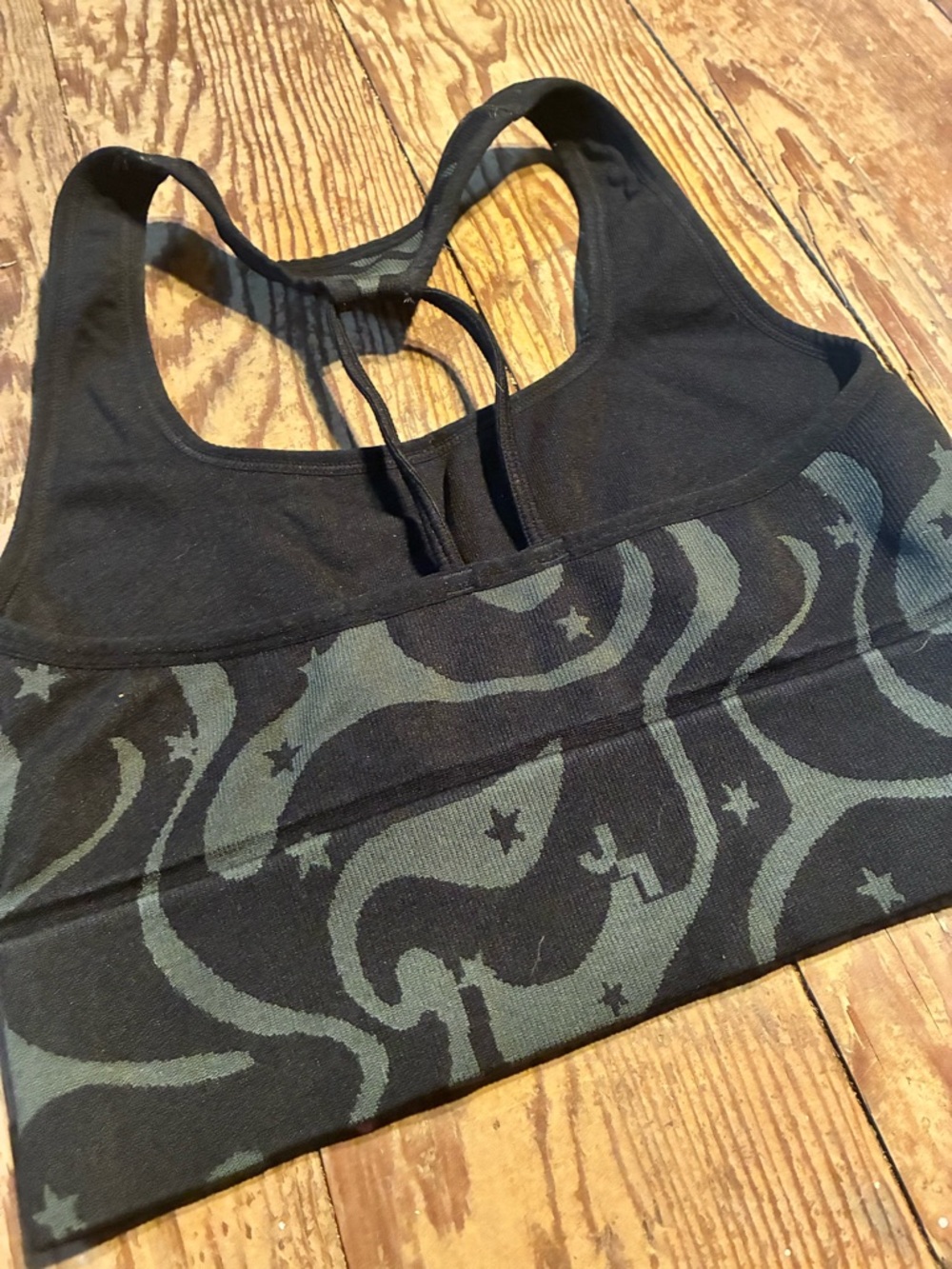 Black Patterned Racerback Sports Bra - Picture 4 of 5